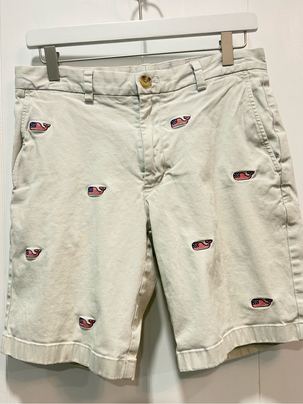 Vineyard Vines American Flag Whale Embroidery Patriotic Breaker Shorts Size 30